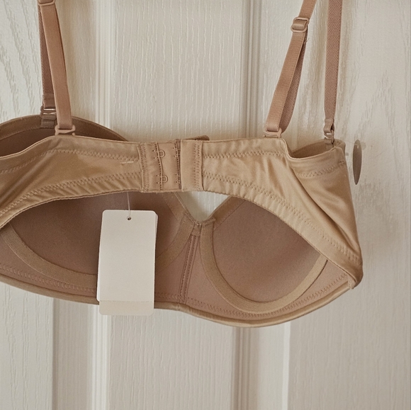 B.tempt'd conversion nudes bra NWT size 34 b - Picture 2 of 5